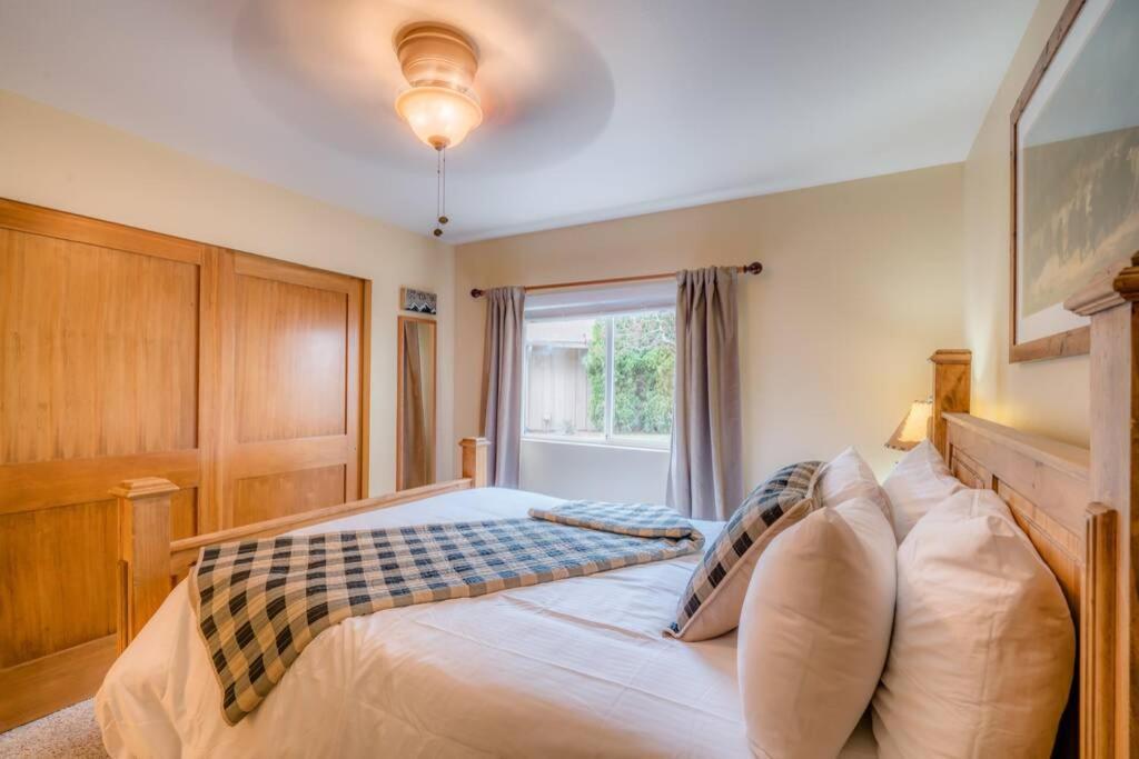 Bavarian Condo, 5 Star Ground Floor Unit, Walk To Town, Sleeps 6 Сasa de vacaciones Leavenworth